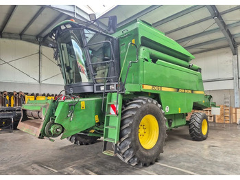 حصادة John Deere 2066: صورة 3