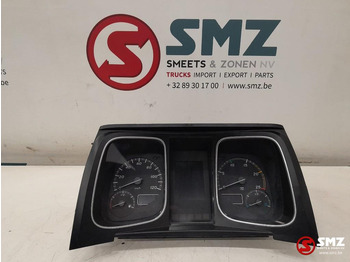 لوحة العدادات MERCEDES-BENZ