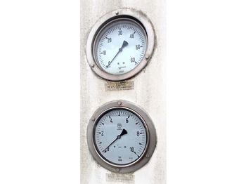 نصف مقطورة صهريج Messer Griesheim Gas tank semi-trailer used for LNG/CNG mobile filling station Methan Gas Cryogenic: صورة 5 نصف مقطورة صهريج Messer Griesheim Gas tank semi-trailer used for LNG/CNG mobile filling station Methan Gas Cryogenic: صورة 5