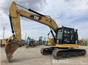 حفار زاحف CATERPILLAR 325FL