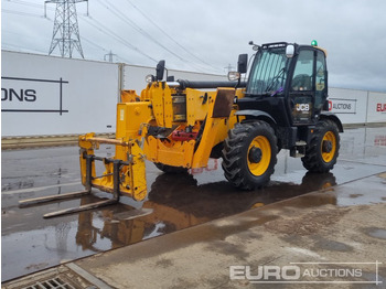 آلة رفع ونقل تلسكوبية JCB