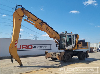 حفار ذو عجلات LIEBHERR A 924