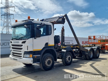 شاحنة برافعة خطافية SCANIA P 360