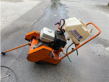 معــدات الاسفلت