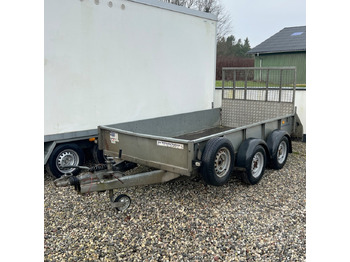 مقطورة عربة IFOR WILLIAMS