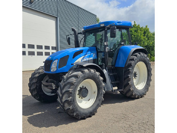 جرار NEW HOLLAND T7000