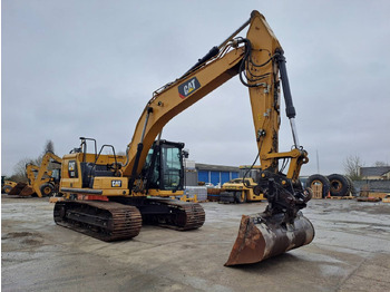 حفار زاحف CATERPILLAR 323