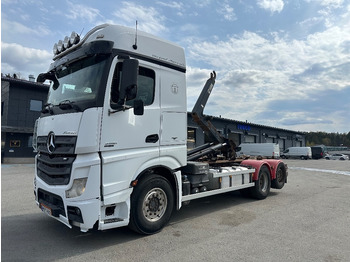 شاحنة برافعة خطافية MERCEDES-BENZ Actros 2551