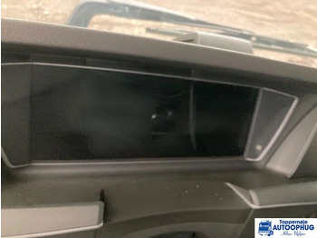 النظام الكهربائي VOLVO