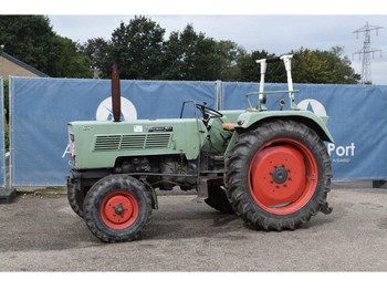 جرار Fendt Farmer 102S Turbomatik: صورة 1