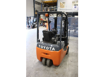 رافعة شوكية كهربائية Toyota 8FBE15T: صورة 5