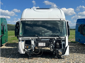 كابينة IVECO Stralis