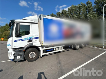 شاحنة صندوقية MERCEDES-BENZ