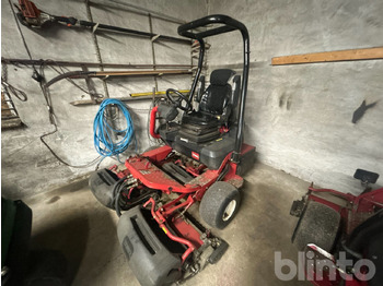 جزازة عشب الحدائق TORO