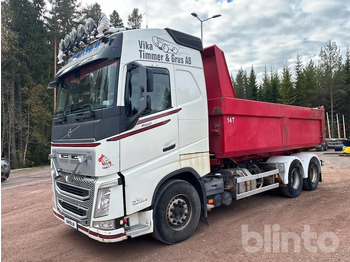 شاحنة قلاب VOLVO FH