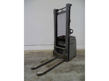 آلة تكديس STILL