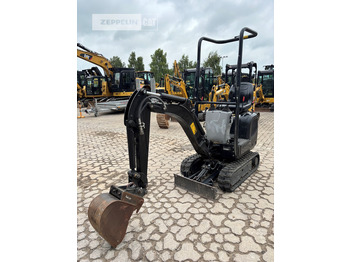 حفار صغير CATERPILLAR 300.9D
