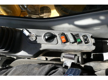 حفار ذو عجلات KOMATSU HANOMAG Mobilbagger PW140-7 Mobilbagger: صورة 3 حفار ذو عجلات KOMATSU HANOMAG Mobilbagger PW140-7 Mobilbagger: صورة 3