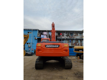 حفار زاحف used excavators in stock for sale second hand excavator used machinery equipment Doosan dx225: صورة 3