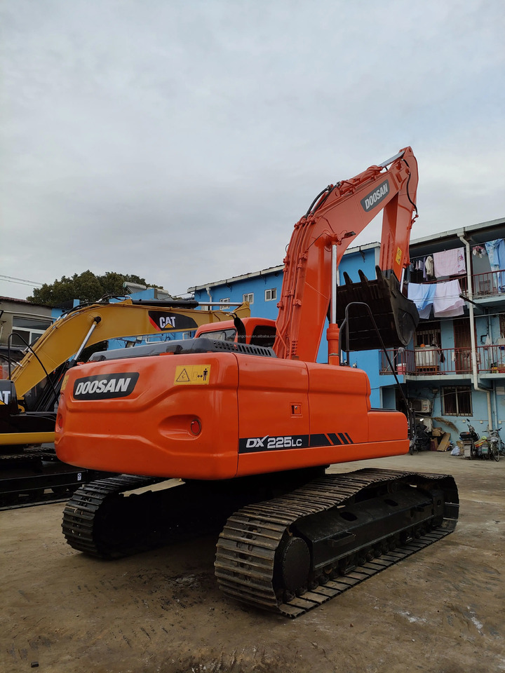 حفار زاحف used excavators in stock for sale second hand excavator used machinery equipment Doosan dx225: صورة 5