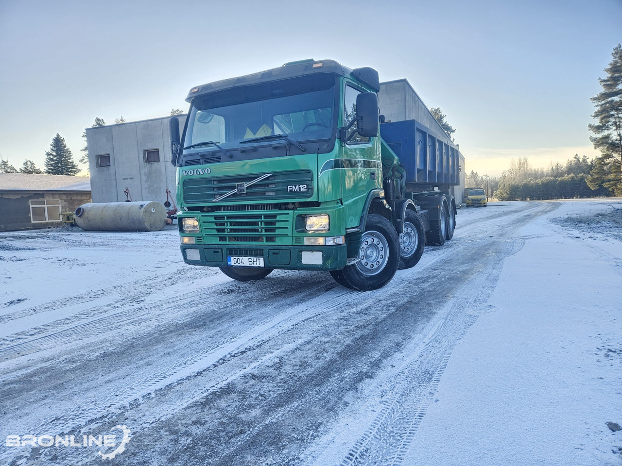 2002 Volvo FM12 8x4 Cable lift + Crane HMF - شاحنة - نظام الكابلات, شاحنة كرين: صورة 3 2002 Volvo FM12 8x4 Cable lift + Crane HMF - شاحنة - نظام الكابلات, شاحنة كرين: صورة 3