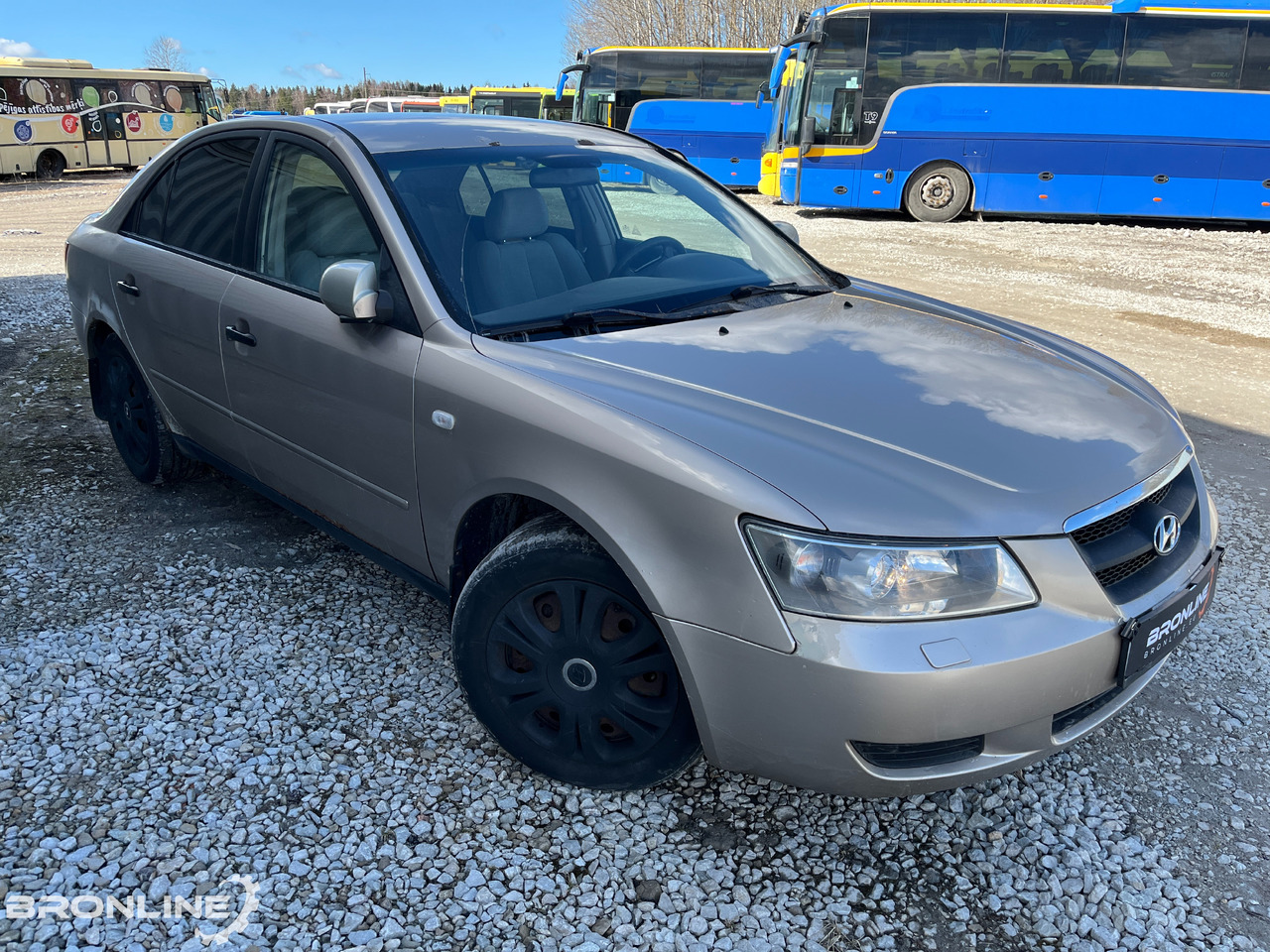 2005 Hyundai Sonata 2.0 106kW - سيارة: صورة 2 2005 Hyundai Sonata 2.0 106kW - سيارة: صورة 2
