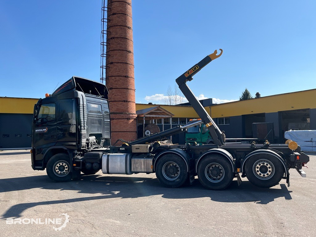2005 Volvo FH12 8x4 + konkslift 26t - شاحنة برافعة خطافية: صورة 5 2005 Volvo FH12 8x4 + konkslift 26t - شاحنة برافعة خطافية: صورة 5