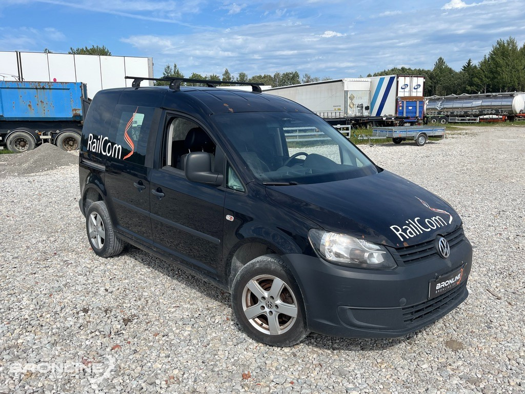 2011 Volkswagen Caddy 4x4 2.0 81kW - سيارة: صورة 1 2011 Volkswagen Caddy 4x4 2.0 81kW - سيارة: صورة 1