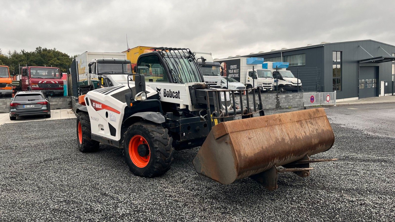 Bobcat T35.105LB Teleskoplader 7600 Kg Gabel Schaufel - اللودر بعجل: صورة 3 Bobcat T35.105LB Teleskoplader 7600 Kg Gabel Schaufel - اللودر بعجل: صورة 3