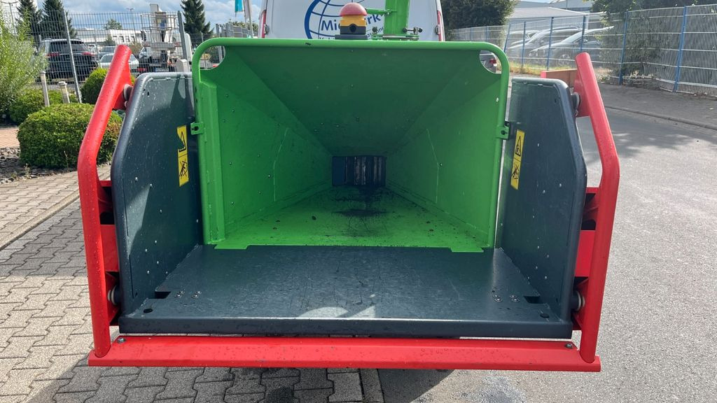 GreenMech Arborist 130 Häcksler Holz  - مقطورة: صورة 5 GreenMech Arborist 130 Häcksler Holz  - مقطورة: صورة 5