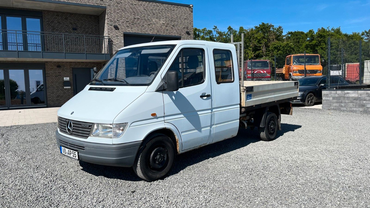 Mercedes-Benz Sprinter 312 D Pritsche Doka - شاحنة توصيل مفتوحة, الشاحنات الصغيرة كابينة مزدوجة: صورة 2 Mercedes-Benz Sprinter 312 D Pritsche Doka - شاحنة توصيل مفتوحة, الشاحنات الصغيرة كابينة مزدوجة: صورة 2