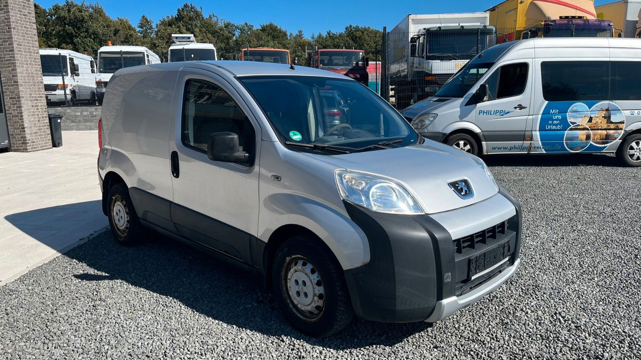 Peugeot Bipper Basis Kopfdichtungsschaden - سيارة: صورة 3 Peugeot Bipper Basis Kopfdichtungsschaden - سيارة: صورة 3