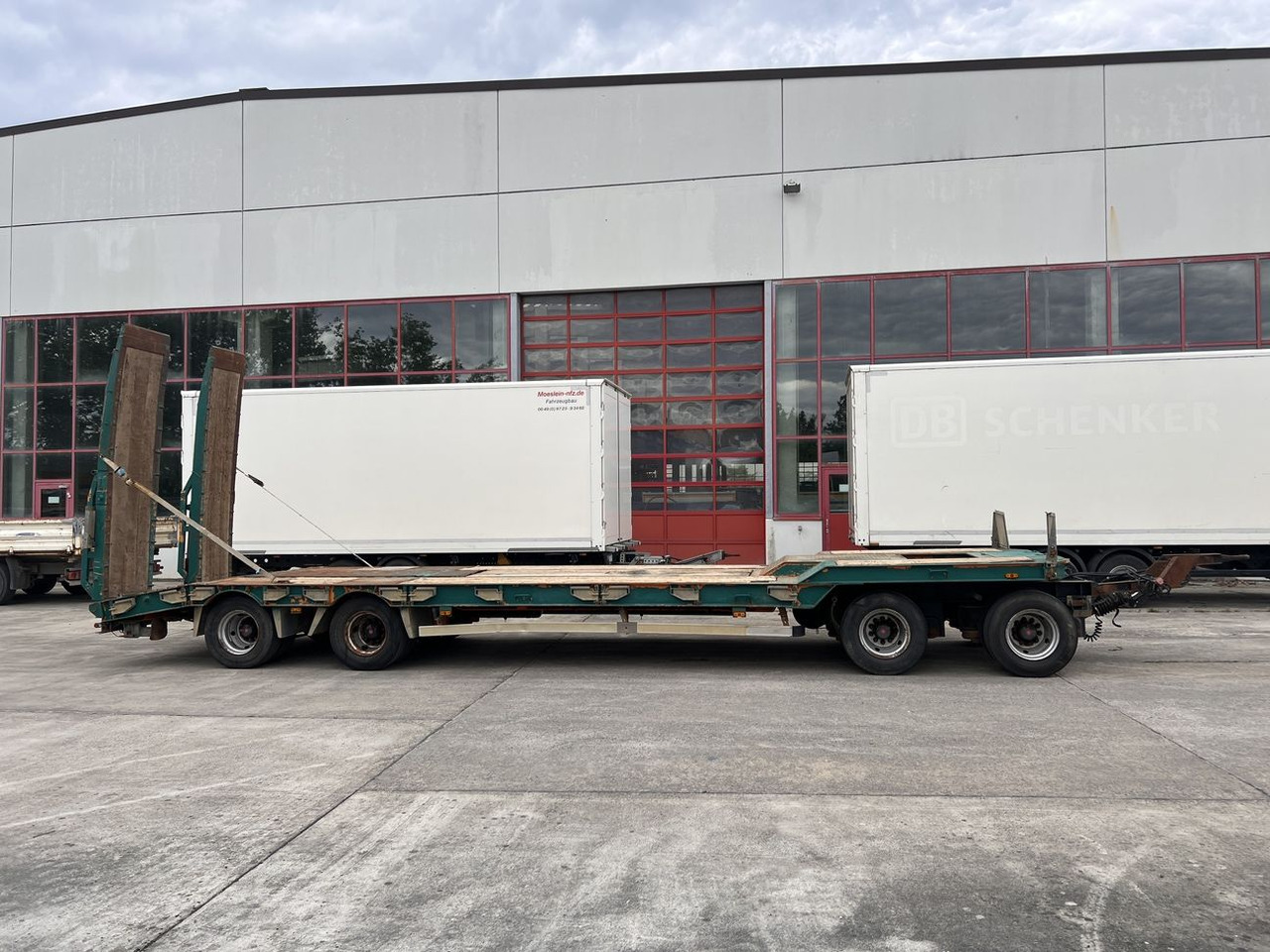 Humbaur HTD 409525-4A 4 Achs Tiefladeranhänger - مقطورة بلودر منخفض: صورة 1 Humbaur HTD 409525-4A 4 Achs Tiefladeranhänger - مقطورة بلودر منخفض: صورة 1