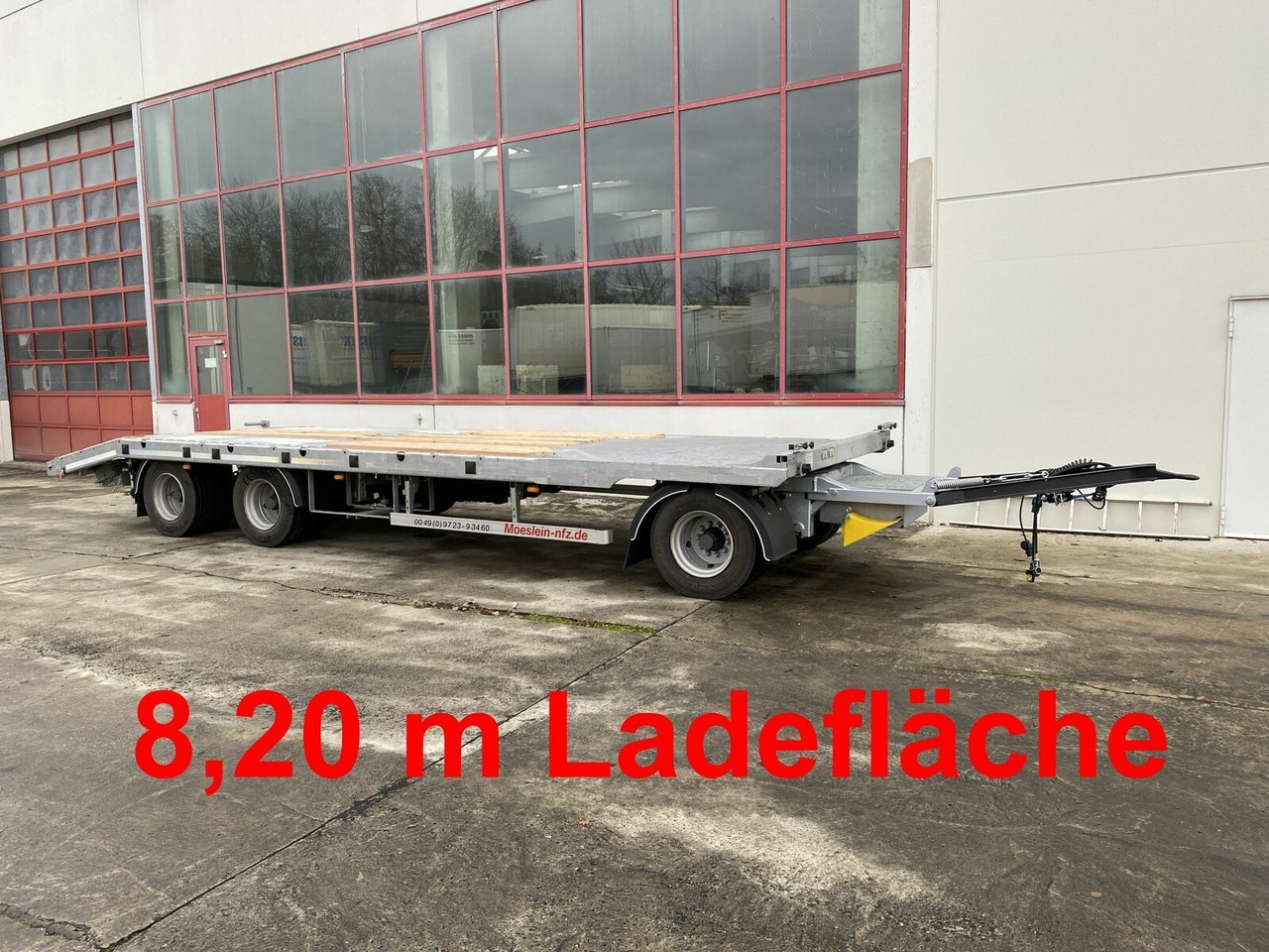 Möslein 3 Achs Tieflader gerader Ladefläche 8,10 m,Neuf - مقطورة بلودر منخفض: صورة 1 Möslein 3 Achs Tieflader gerader Ladefläche 8,10 m,Neuf - مقطورة بلودر منخفض: صورة 1