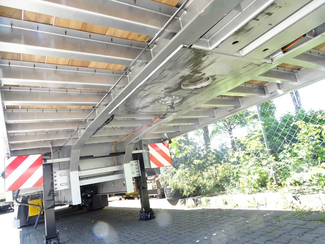 نصف مقطورة بلودر منخفض لنقل المعدات الثقيلة للبيع Möslein ST 3 Plato 8,7 3 Achs Satteltieflader Plato 45 t GGfür Fertigteile, Baumaschinen: صورة 10 نصف مقطورة بلودر منخفض لنقل المعدات الثقيلة للبيع Möslein ST 3 Plato 8,7 3 Achs Satteltieflader Plato 45 t GGfür Fertigteile, Baumaschinen: صورة 10