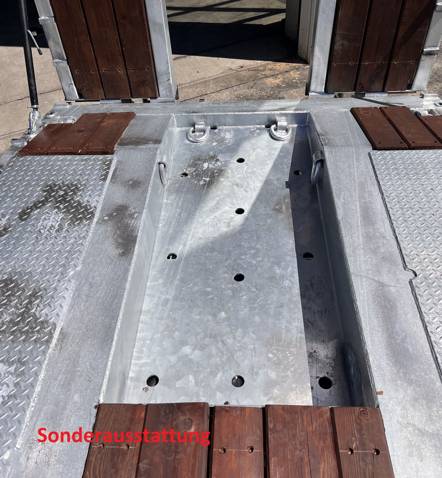 Möslein T 3-8,20 P VB H1 3 Achs Tieflader mit gerader Ladefläche 8,10 m, Neufahrzeug - مقطورة بلودر منخفض: صورة 4 Möslein T 3-8,20 P VB H1 3 Achs Tieflader mit gerader Ladefläche 8,10 m, Neufahrzeug - مقطورة بلودر منخفض: صورة 4