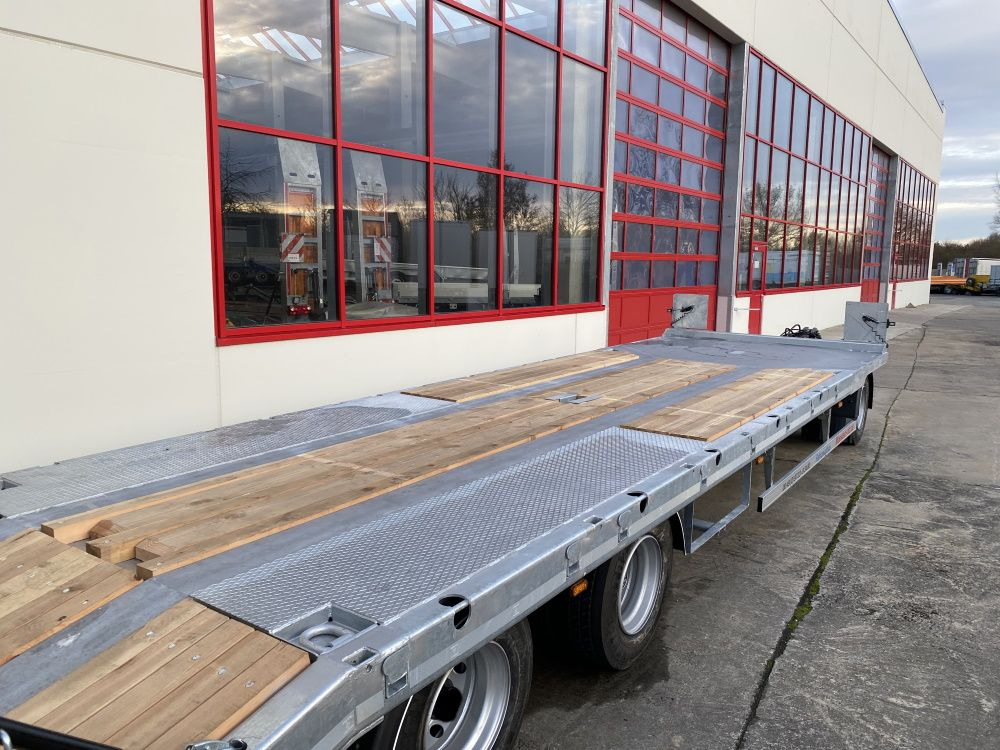 Möslein T 3-9,20 F Blatt 3 Achs Tieflader mit gerader Ladefläche 9 m, Neufahrzeug - مقطورة بلودر منخفض: صورة 5 Möslein T 3-9,20 F Blatt 3 Achs Tieflader mit gerader Ladefläche 9 m, Neufahrzeug - مقطورة بلودر منخفض: صورة 5