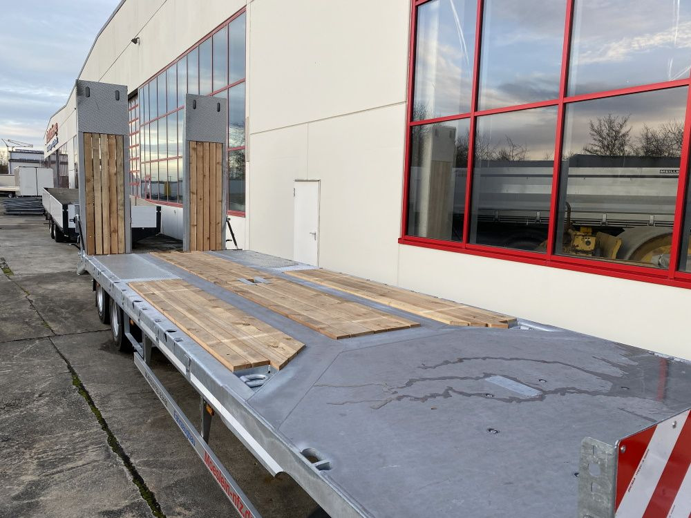 Möslein T 3-9,20 F Blatt 3 Achs Tieflader mit gerader Ladefläche 9 m, Neufahrzeug - مقطورة بلودر منخفض: صورة 2 Möslein T 3-9,20 F Blatt 3 Achs Tieflader mit gerader Ladefläche 9 m, Neufahrzeug - مقطورة بلودر منخفض: صورة 2
