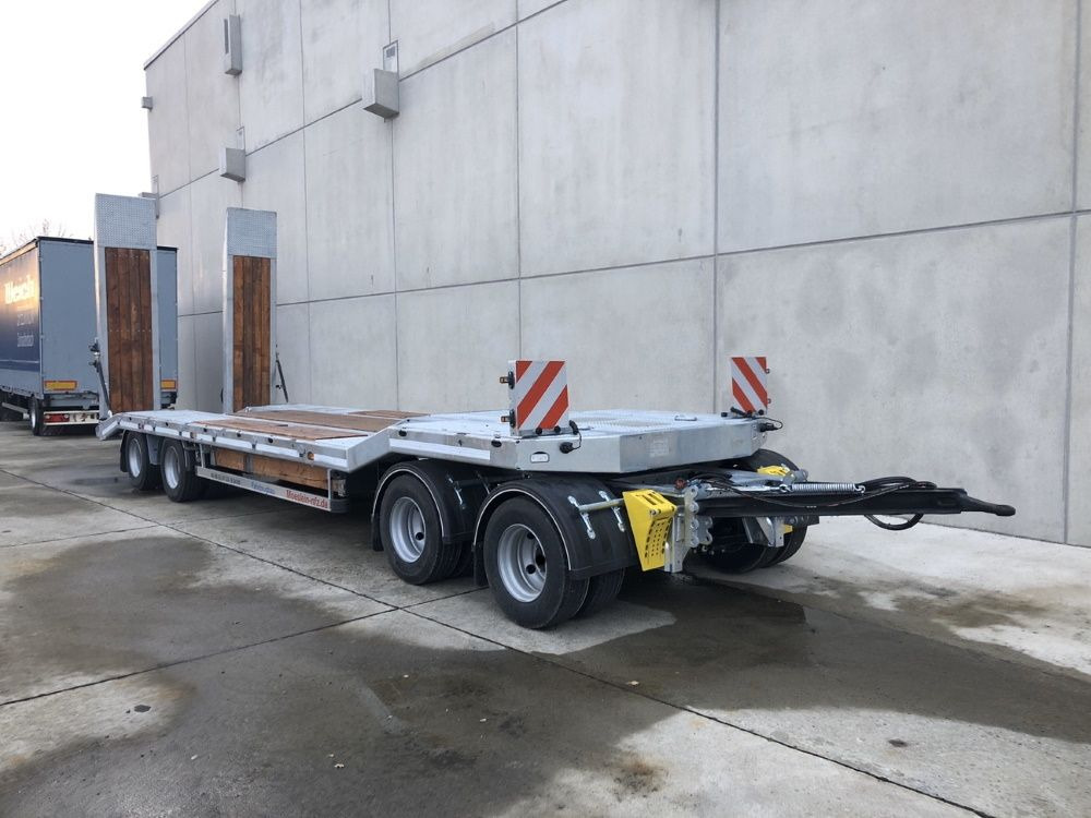 Möslein T 4 VB H1 neuer 4 Achs Tieflader hydraulischen Rampen - مقطورة بلودر منخفض: صورة 4 Möslein T 4 VB H1 neuer 4 Achs Tieflader hydraulischen Rampen - مقطورة بلودر منخفض: صورة 4