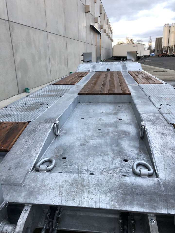 Möslein T 4 VB H1 neuer 4 Achs Tieflader hydraulischen Rampen - مقطورة بلودر منخفض: صورة 2 Möslein T 4 VB H1 neuer 4 Achs Tieflader hydraulischen Rampen - مقطورة بلودر منخفض: صورة 2