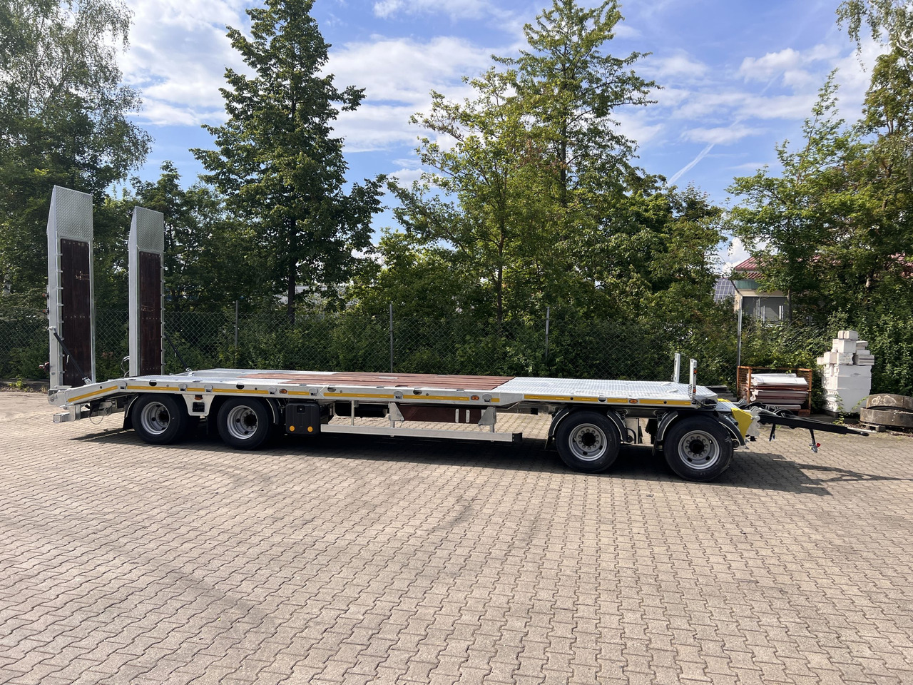 Möslein T4 VB H1 gerade neuer 4 Achs Tieflader gerade hydraulischen Rampen - مقطورة بلودر منخفض: صورة 1 Möslein T4 VB H1 gerade neuer 4 Achs Tieflader gerade hydraulischen Rampen - مقطورة بلودر منخفض: صورة 1
