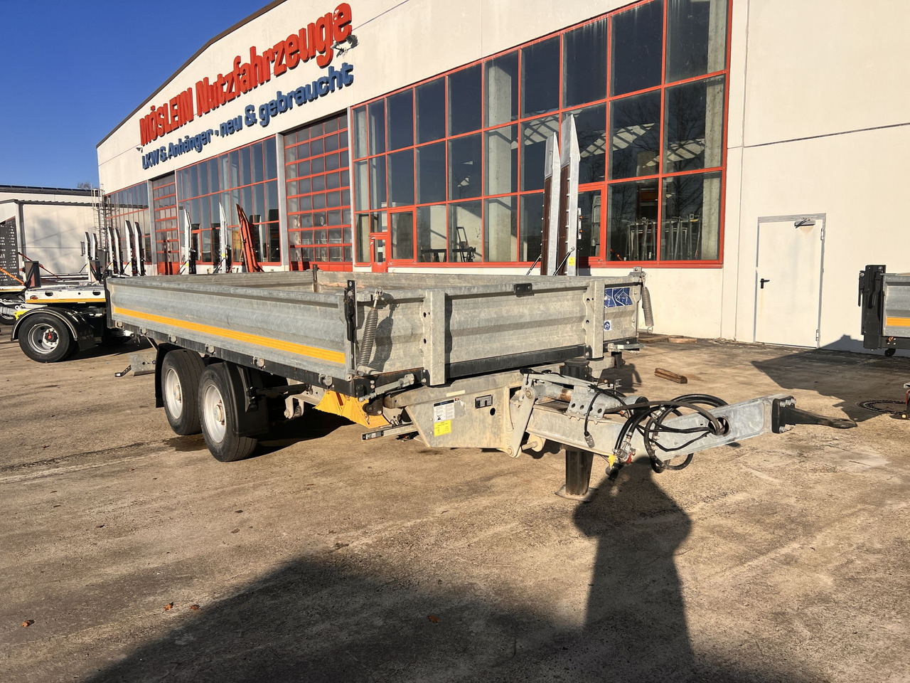 Möslein TDS 13 Schwebheim 13 t Tandemkipper- Tieflader - مقطورة قلابة: صورة 3 Möslein TDS 13 Schwebheim 13 t Tandemkipper- Tieflader - مقطورة قلابة: صورة 3