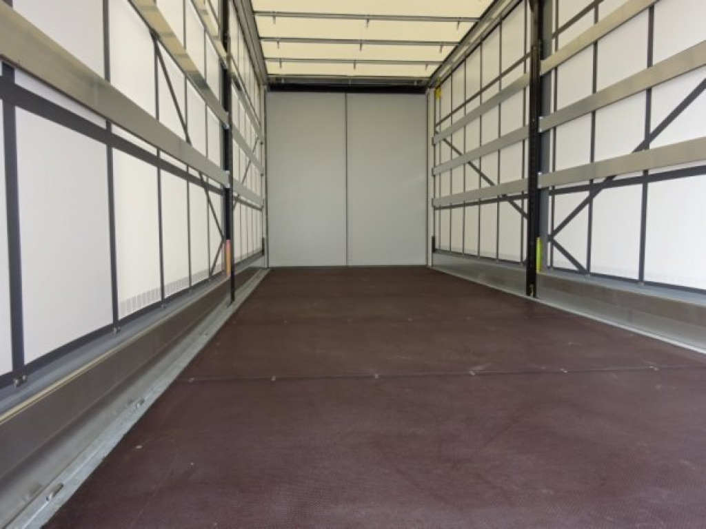 Möslein TPW 105 D Schwebheim Tandem- Planenanhänger Durchladen - مقطورة ستارة: صورة 4 Möslein TPW 105 D Schwebheim Tandem- Planenanhänger Durchladen - مقطورة ستارة: صورة 4