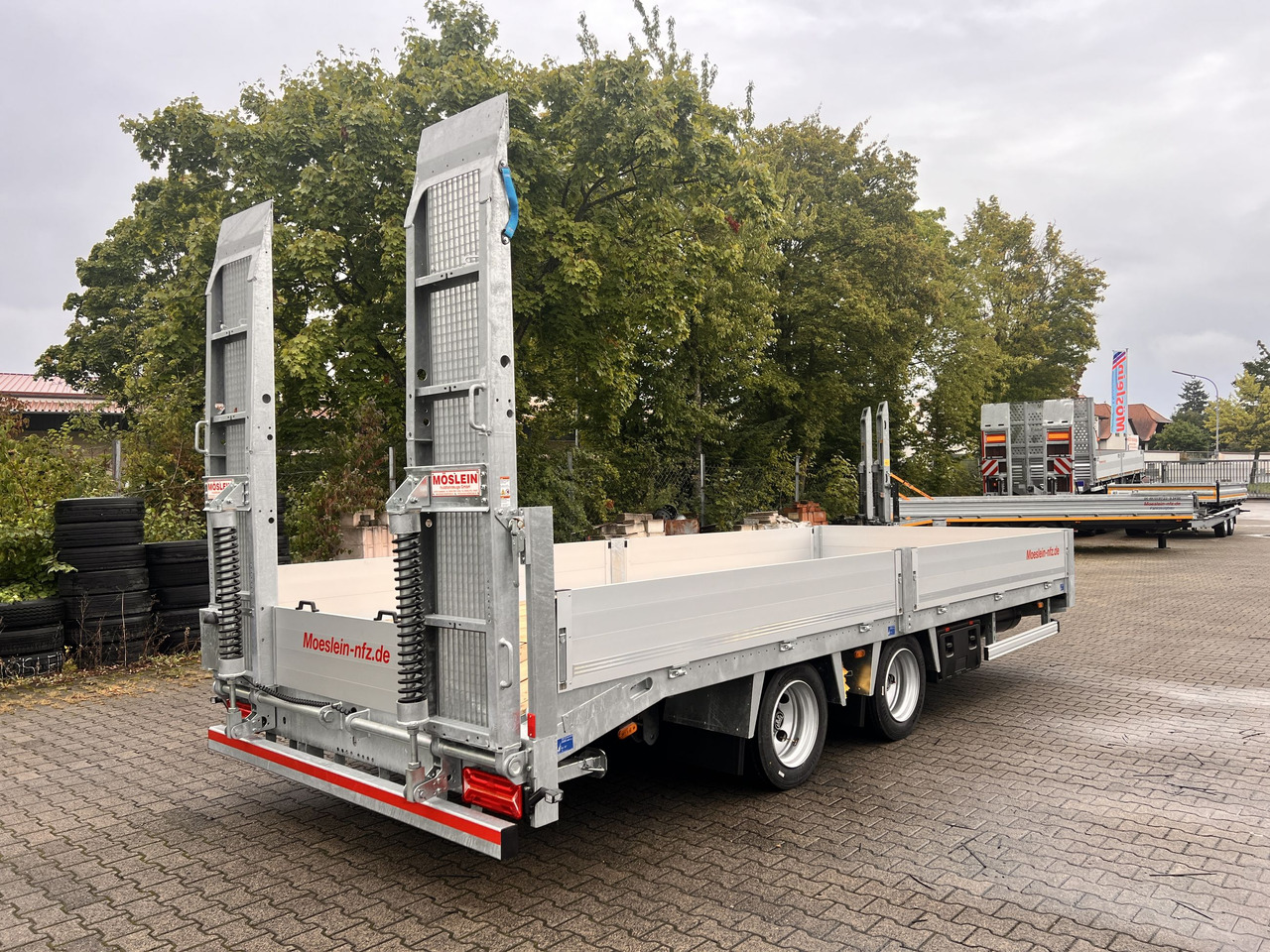Möslein TT 14 14,4 t TandemtiefladerNeufahrzeug - مقطورة بلودر منخفض: صورة 3 Möslein TT 14 14,4 t TandemtiefladerNeufahrzeug - مقطورة بلودر منخفض: صورة 3