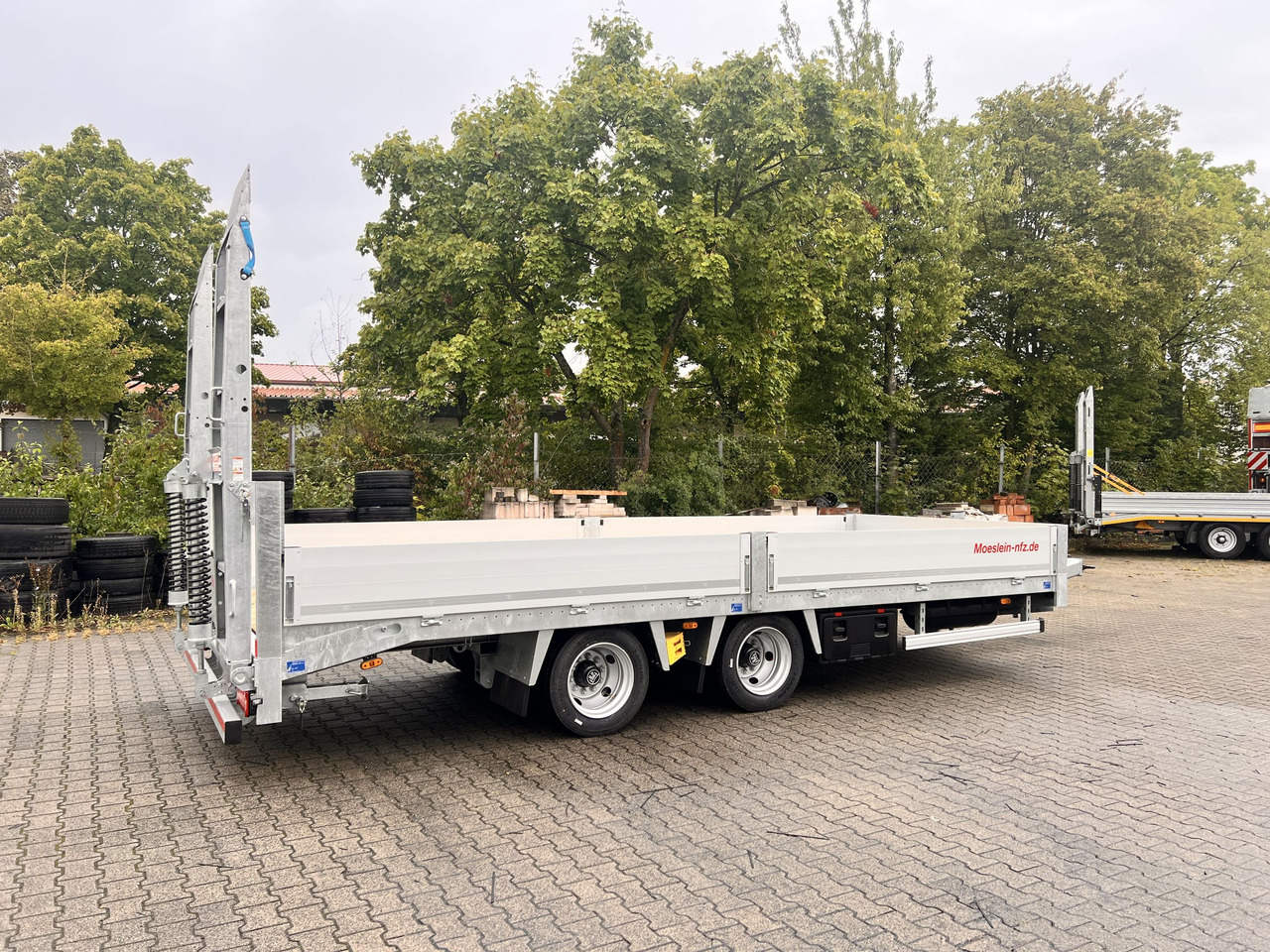 Möslein TT 14 14,4 t TandemtiefladerNeufahrzeug - مقطورة بلودر منخفض: صورة 2 Möslein TT 14 14,4 t TandemtiefladerNeufahrzeug - مقطورة بلودر منخفض: صورة 2