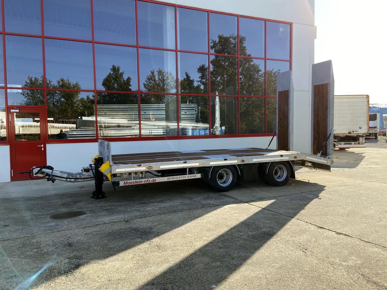 Möslein TT 21-6,5 21 t Tandemtieflader, Luftgefedert, NEU - مقطورة بلودر منخفض: صورة 1 Möslein TT 21-6,5 21 t Tandemtieflader, Luftgefedert, NEU - مقطورة بلودر منخفض: صورة 1