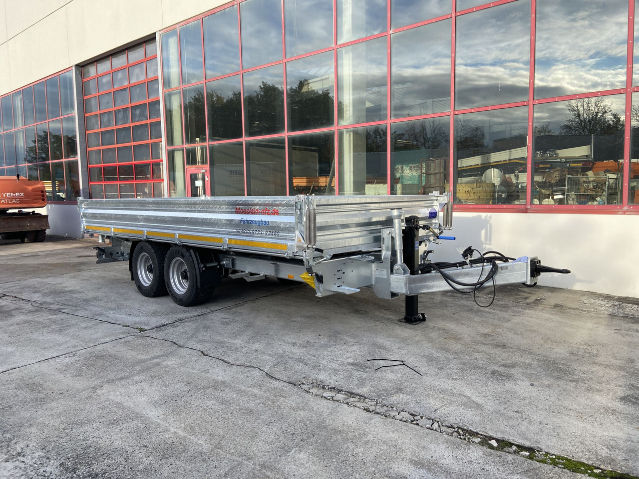 Möslein TTD 11 Breite Reifen Kipper Tieflader, Breite Reifen-- Neufahrzeug -- - مقطورة قلابة: صورة 5 Möslein TTD 11 Breite Reifen Kipper Tieflader, Breite Reifen-- Neufahrzeug -- - مقطورة قلابة: صورة 5