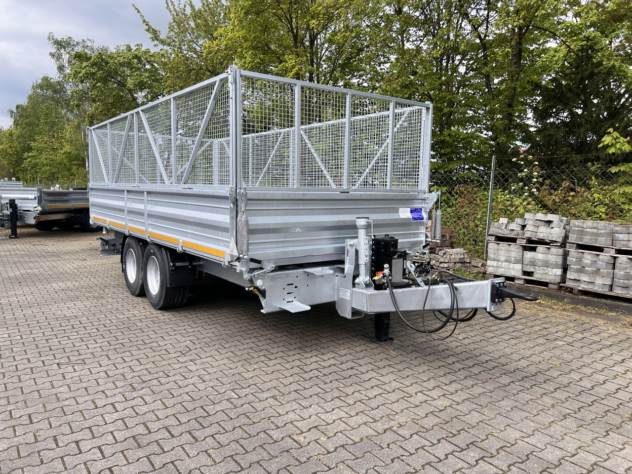 Möslein TTD 14 5,70 m 14 t Tandem- Kipper Tieflader 5,70 m lang, Breite Reifen-- Neufahrzeug -- - مقطورة قلابة: صورة 2 Möslein TTD 14 5,70 m 14 t Tandem- Kipper Tieflader 5,70 m lang, Breite Reifen-- Neufahrzeug -- - مقطورة قلابة: صورة 2