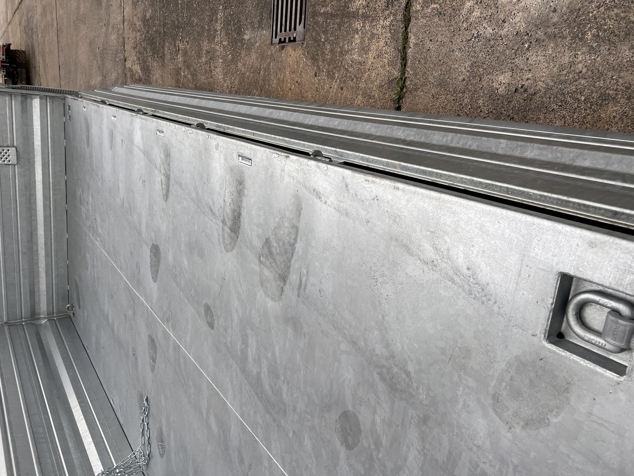 Möslein TTD 19 AB 19 t Tandem Kipper Tieflader2 x Aufsatzbordwänden-- Neufahrzeug -- - مقطورة قلابة: صورة 4 Möslein TTD 19 AB 19 t Tandem Kipper Tieflader2 x Aufsatzbordwänden-- Neufahrzeug -- - مقطورة قلابة: صورة 4