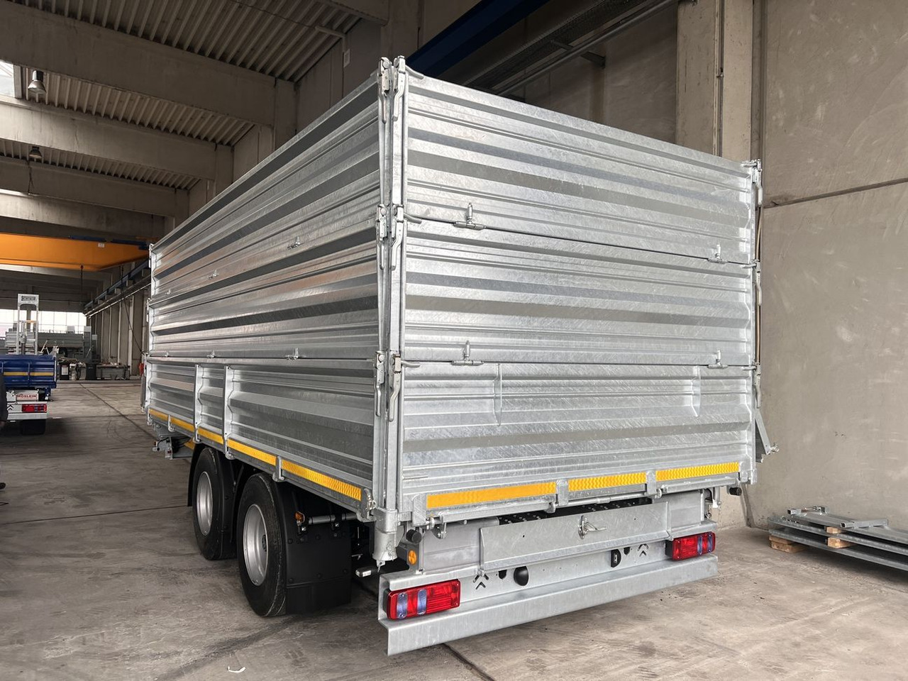 Möslein TTD 19 AB 19 t Tandem Kipper Tieflader2 x Aufsatzbordwänden-- Neufahrzeug -- - مقطورة قلابة: صورة 2 Möslein TTD 19 AB 19 t Tandem Kipper Tieflader2 x Aufsatzbordwänden-- Neufahrzeug -- - مقطورة قلابة: صورة 2